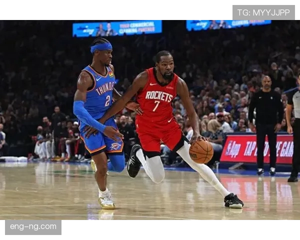快攻犯规是怎么回事？NBA裁判如何判定关键追防动作？